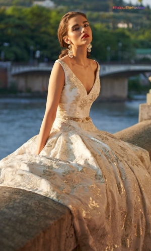 Gold-White Wedding Dresses 