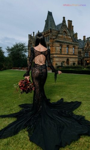 Gothic Trumpet Black Wedding Dresses 1
