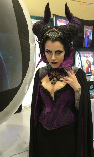Dramatic Maleficent Halloween Costume